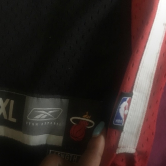 AUTHENTIC MIAMI HEAT JERSEY- WADE - Picture 5 of 7